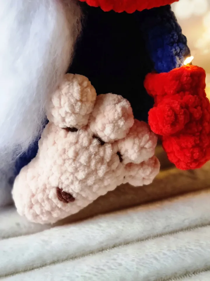 Crochet Christmas gnome pattern. Crochet Elf pattern. Amigurumi Christmas gnome