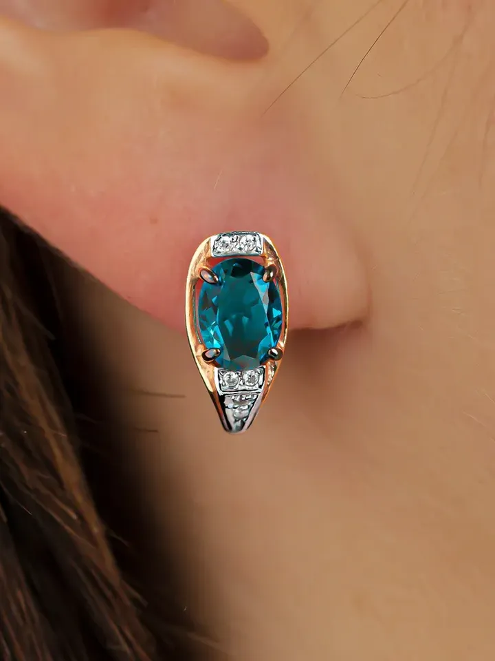 Earrings jewelry Silver gold plated 925 assay value with topaz