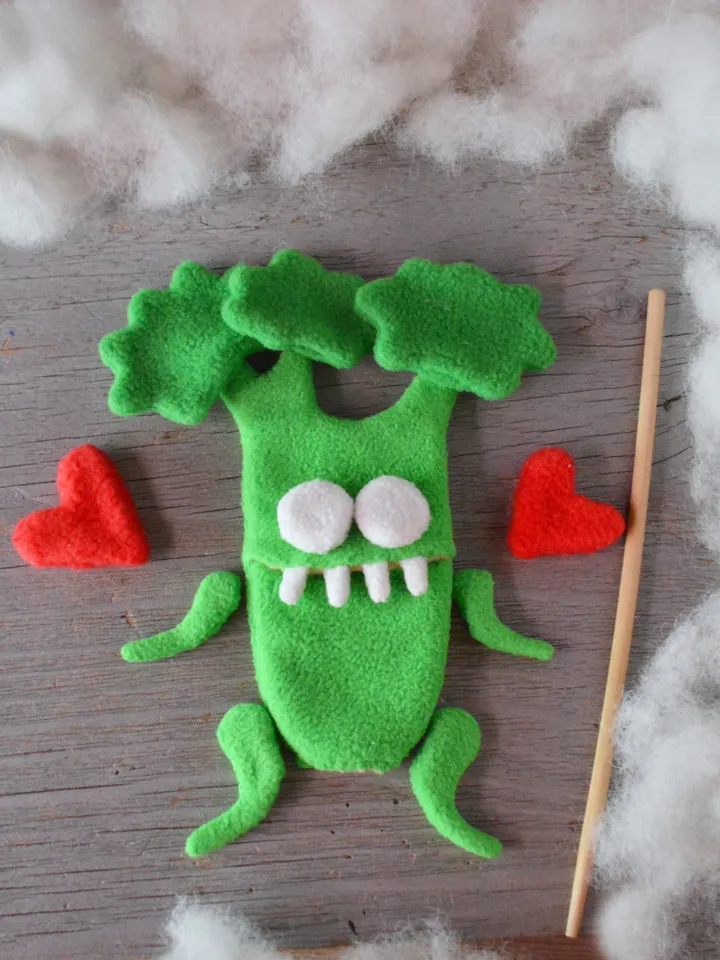 Plush Broccoli Toy Pattern – Fleece Softie PDF Tutorial