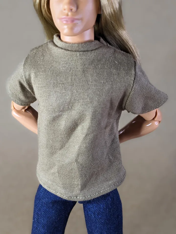 Khaki T-shirt for 12-inch fashion male dolls