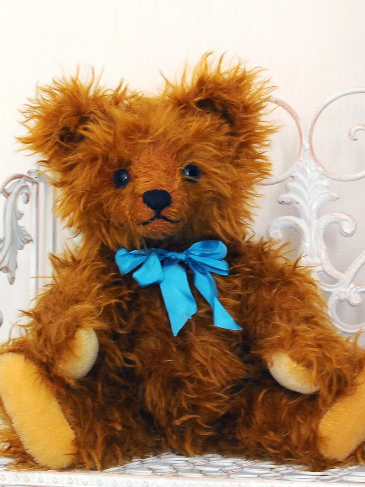 PDF Make Your Teddy Friend Cute Bear E-Pattern Artist design Sewing pattern for a 17 3/4 inches tall (45 cm) teddy bear