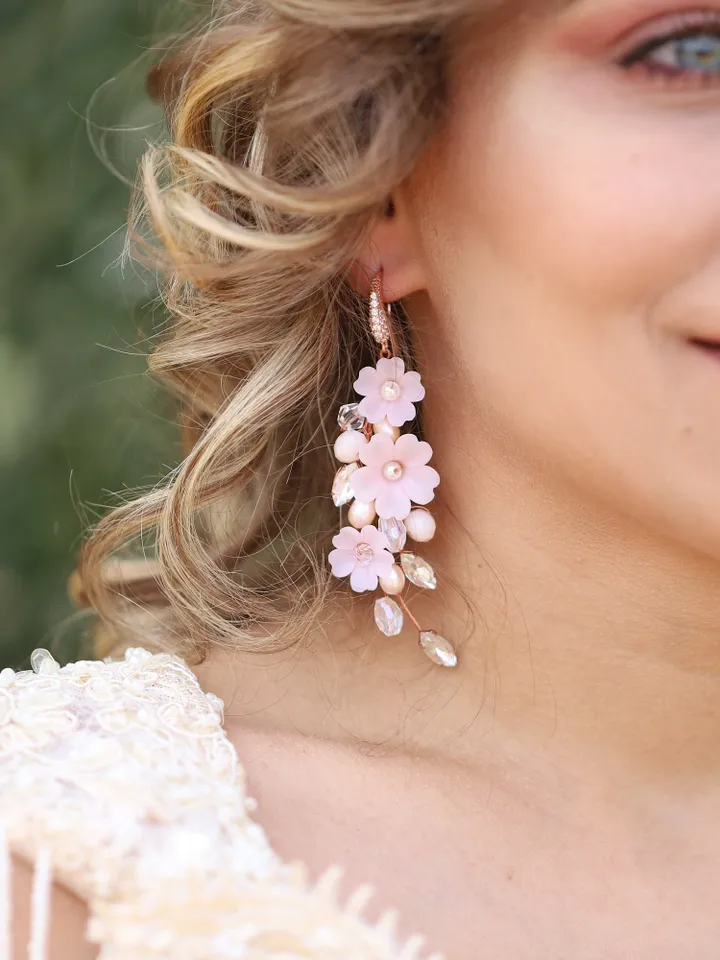 Floral Rose Gold Long Wedding Earrings, Chandelier Statement Bridal Earrings, Bohemian Wedding Jewelry, Boho Wedding Earrings, Gift for Her