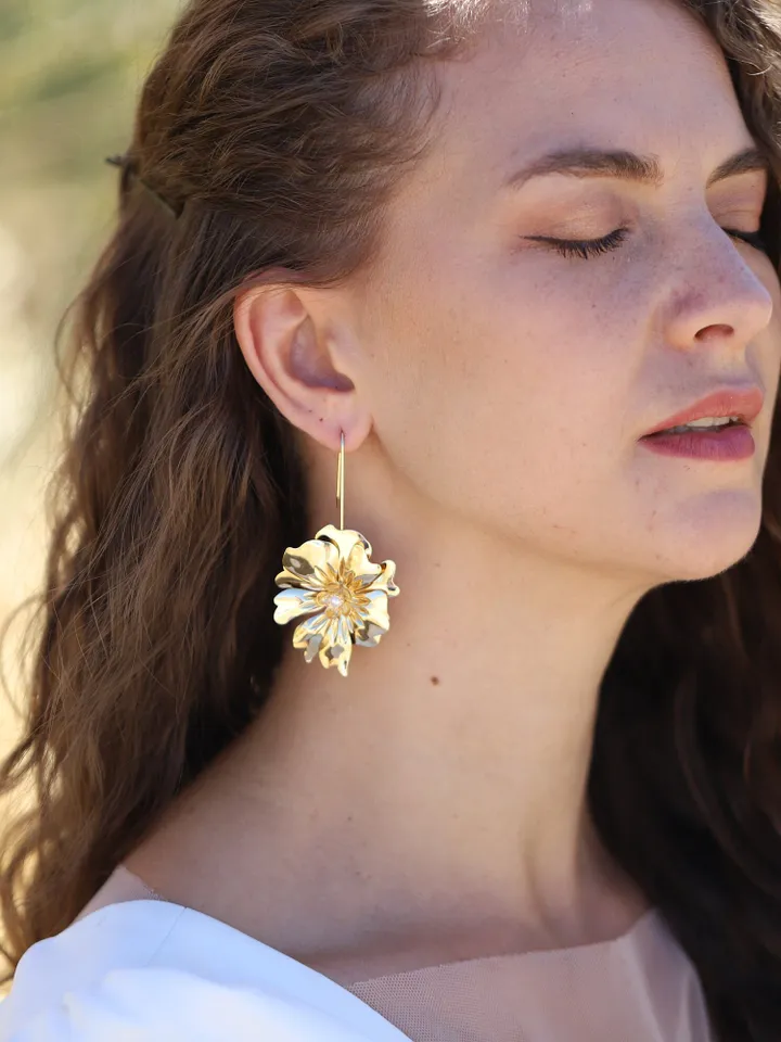Boho Wedding Earrings, Flower Chandelier Statement Gold Bridal Earrings, Floral Wedding Earrings, Vintage Bohemian Jewelry, Bridesmaid Gift