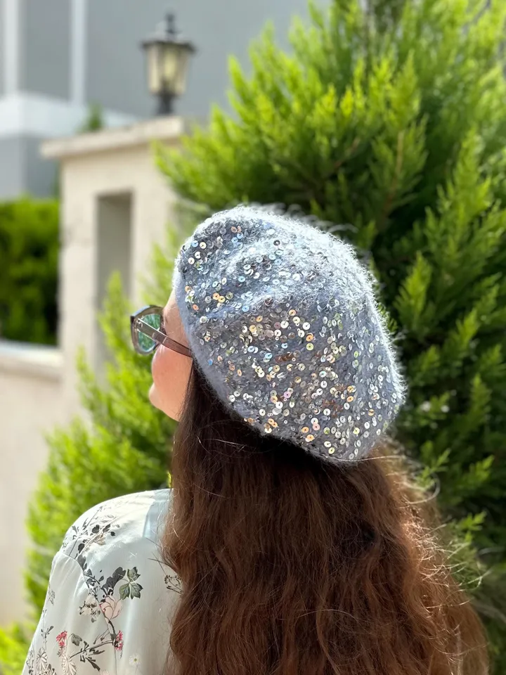 EASY seamless sequin knitted beret PDF Pattern & Tutorial - for beginners