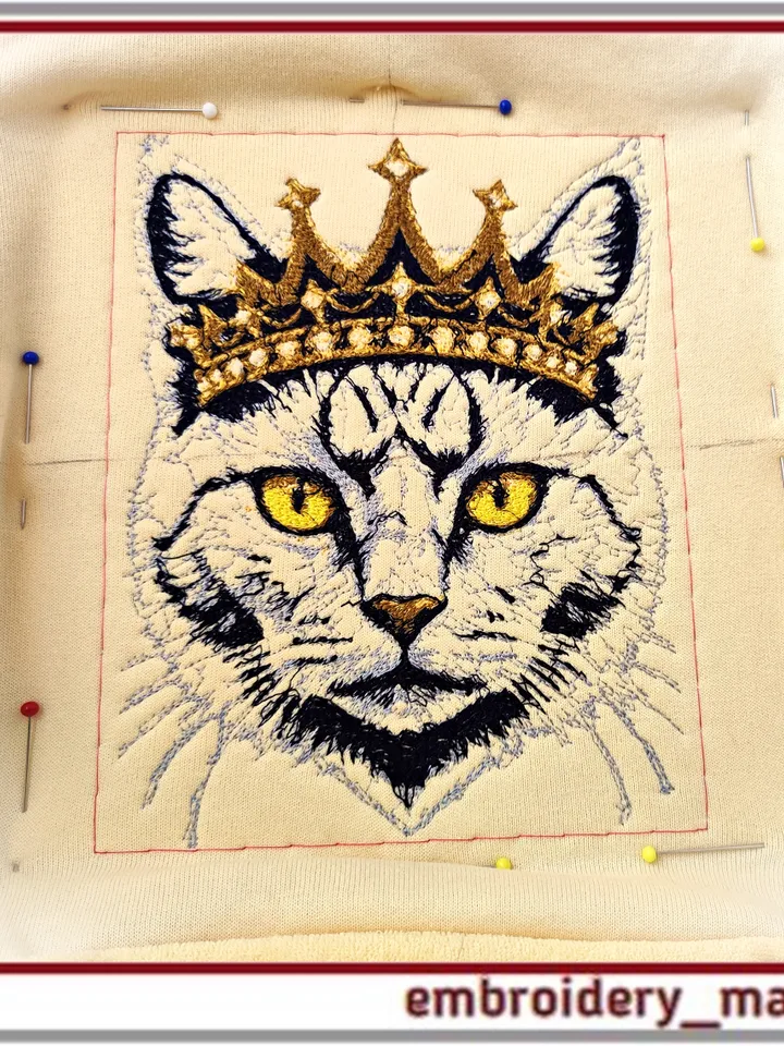 Machine embroidery design photo stitch Cat in the crown by Embroidery Manavi 05