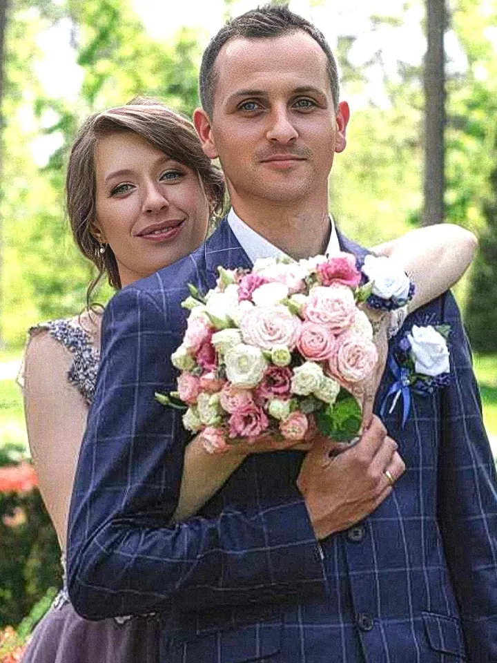 Custom Wedding Portrait from photo Hand Painted | Pastel couple portrait to order | Wedding portrait on paper Personalized Wedding Portrait