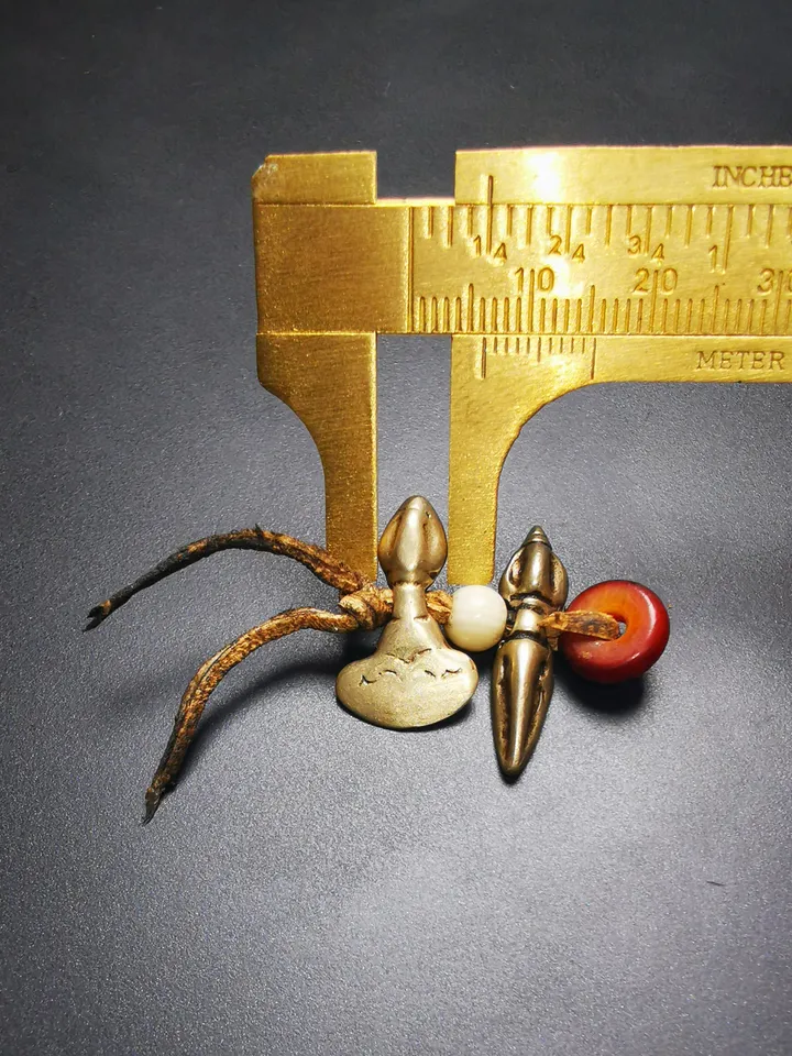 Gandhanra Antique Tibetan Amulet,Mini Kartika(knife of the dakinis) and Kila(Dorje Phurba)for Mala, Trantic Buddhism Dharma, 50 Years Old.
