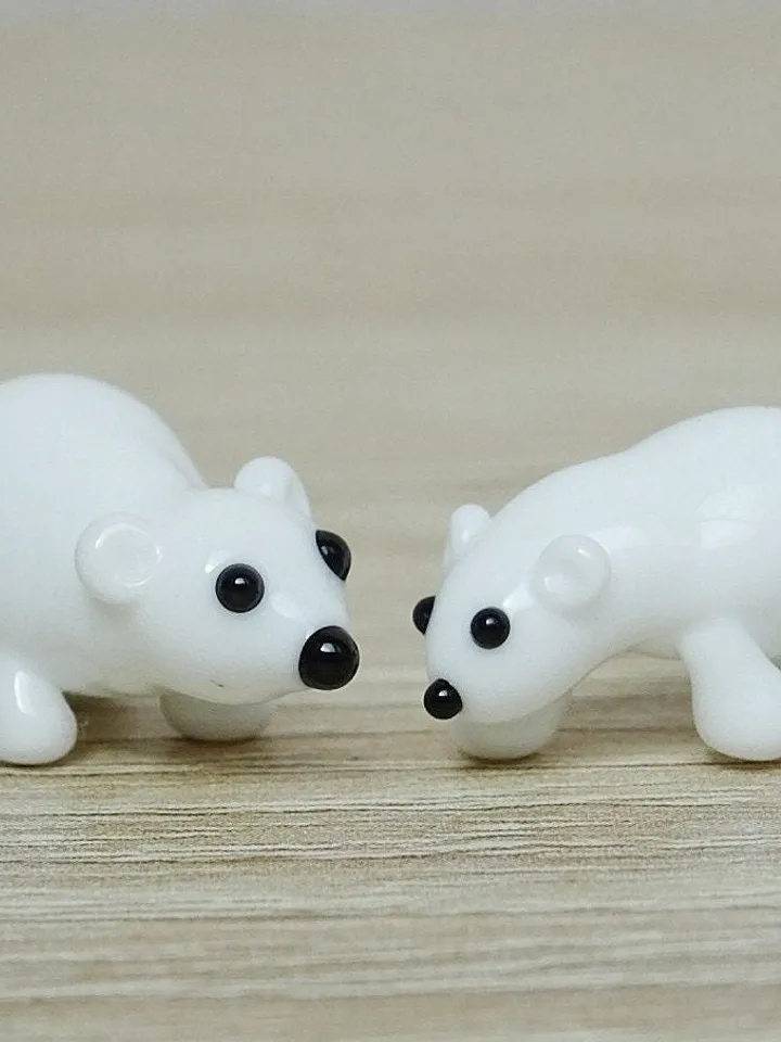 Glass figurines Polar Bear figurine Glass bear Miniature bear Tiny glass animals Blown glass art Terrarium figurines Dollhouse figurines