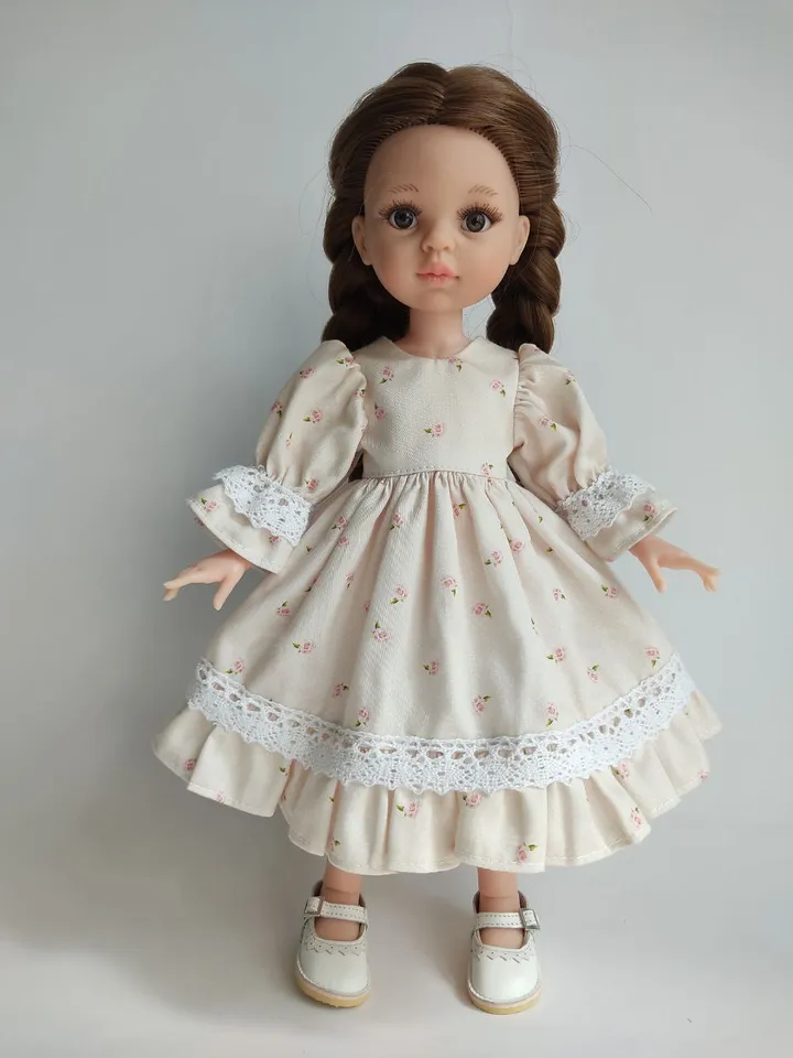 PDF sewing pattern for Paola Reina dolls.