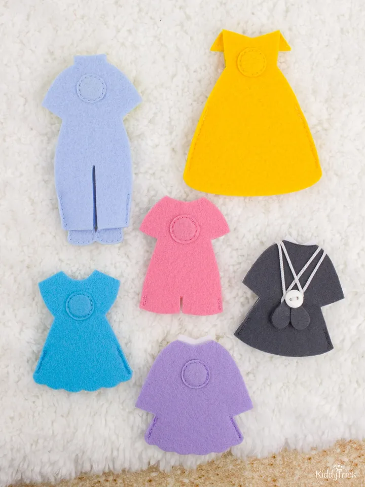 Felt Dress-Up Dolls Boy and Girl - Sewing Pattern