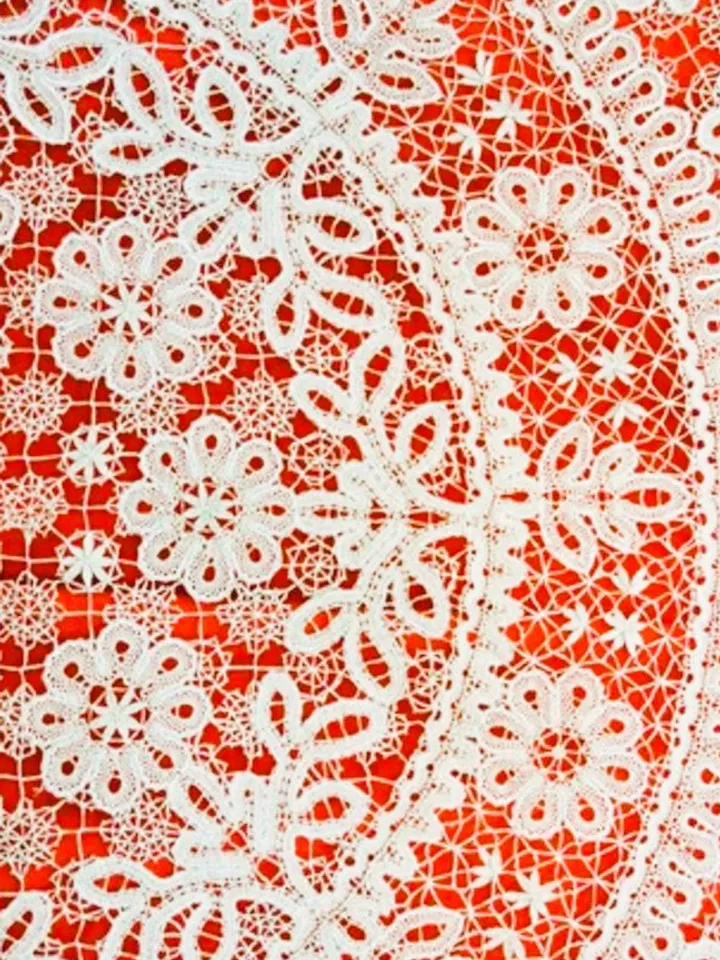 How To Make Bobbins Lace. Tutorial course for beginners.