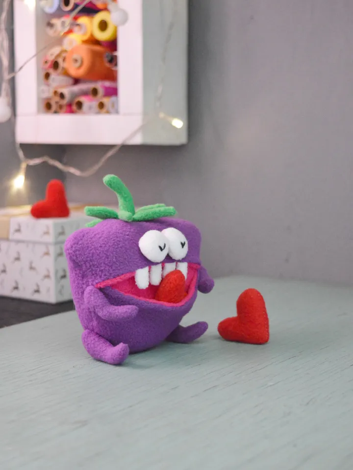 PDF Plush Toy Pattern – Fleece Softie Berry "Blackberry"