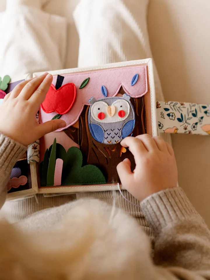 Quiet Book Toddler, Handmade Montessori Busy Book with Forest Animals- Felt Quiet Book for 1 Year Old, Travel-Friendly Educational Toy