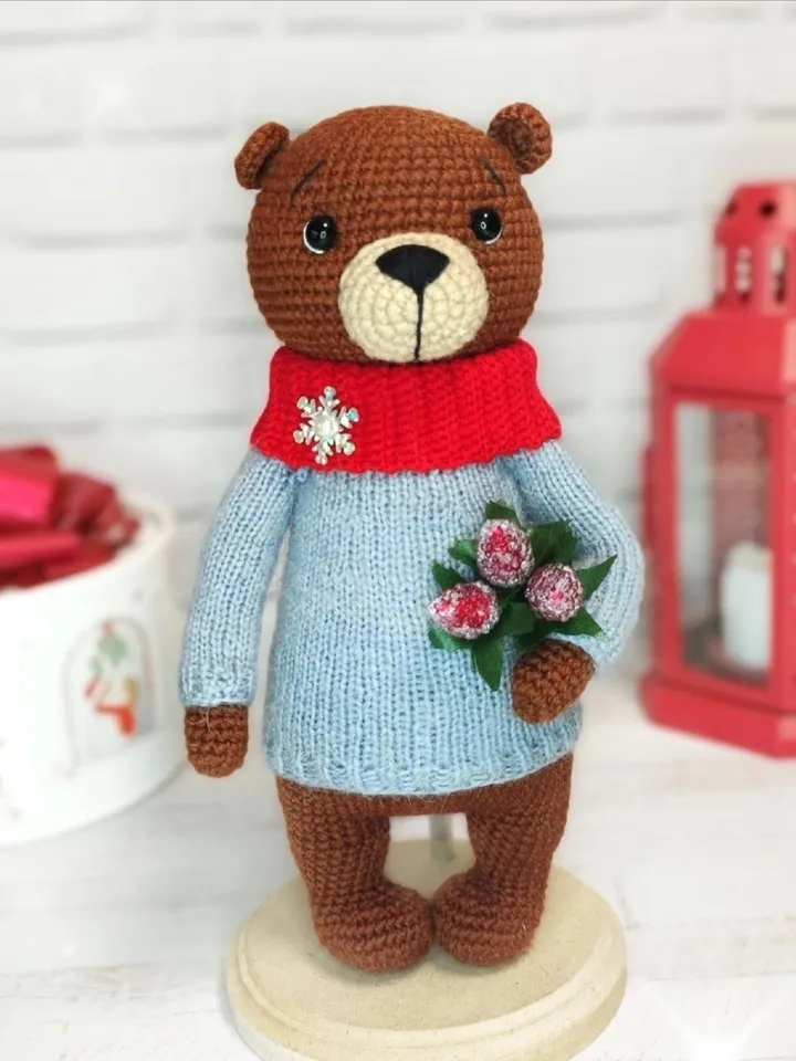 Plush brown teddy bear toy