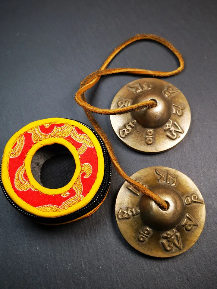 Gandhanra 6.5cm Tibetan Cymbals,Tingsha Bell,Buddhism Ritual Implement,Handmade in Nepal,Om Mani Padme Hum Mantra