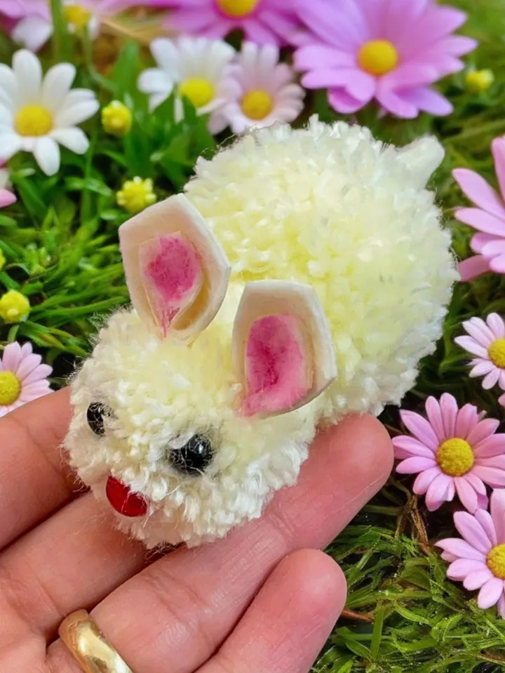 Pom Pom Bunny DIY Pattern Tutorial, Easy Rabbit Craft Tutorial for Easter Decorations, Handmade Rabbit Decoration, Instant Download