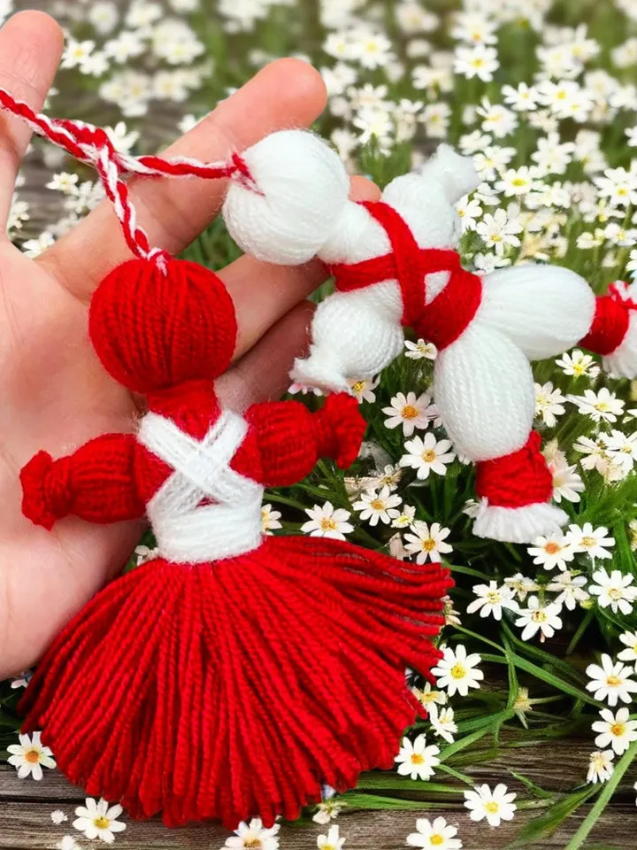 Martenitsa Yarn Doll Ornament Pattern, Baba Marta Crochet PDF tutorial, Traditional Bulgarian Spring Decor, Pizho and Penda Dolls