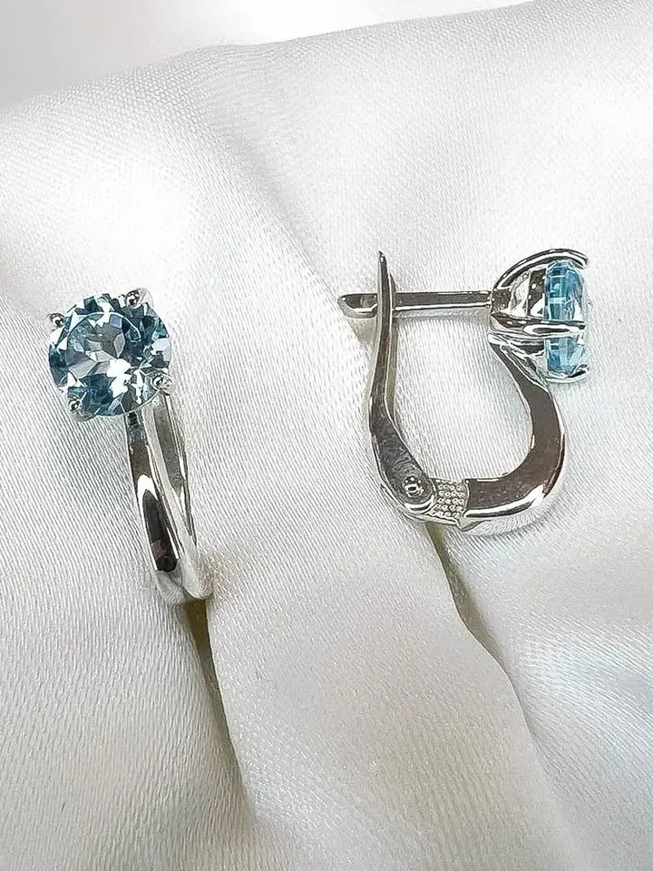 Earrings Silver rhodium plated 925 assay value with topaz