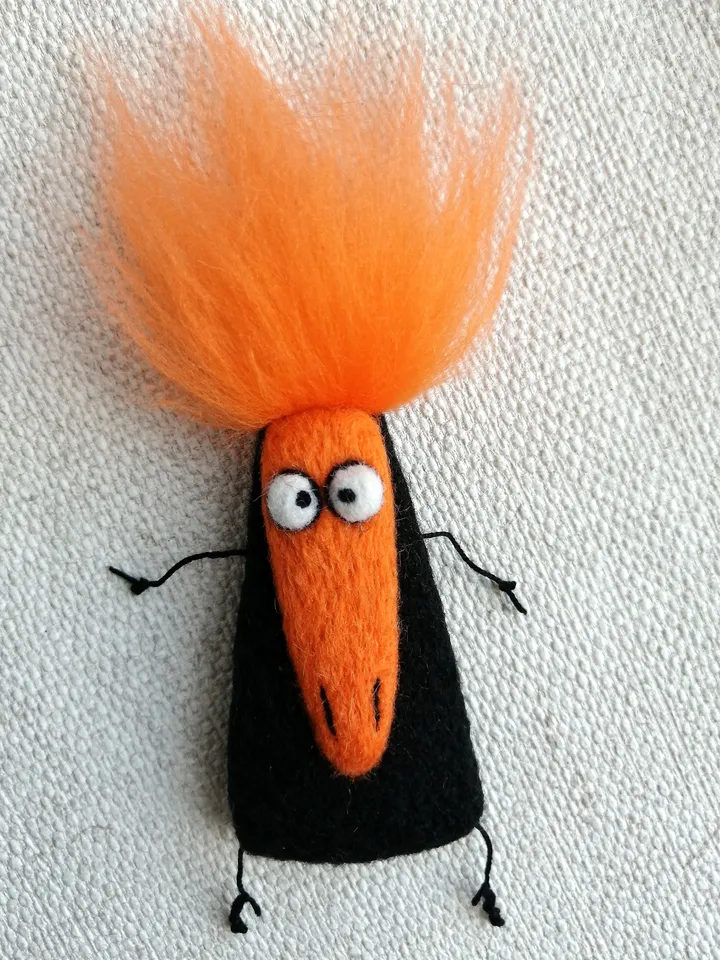 Funny black crow brooch Womens jewelry