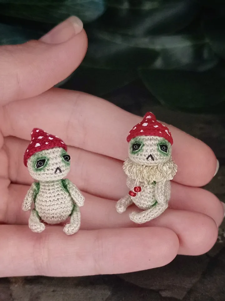 PDF crochet pattern mushroom doll. Crochet miniature pattern. Little mushroom toy pattern. DIY cute toy. Tutorial