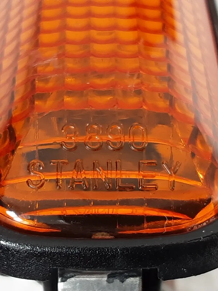 USED Genuine STANLEY Honda Civic EK9 JDM OEM Amber Side Marker Lights
