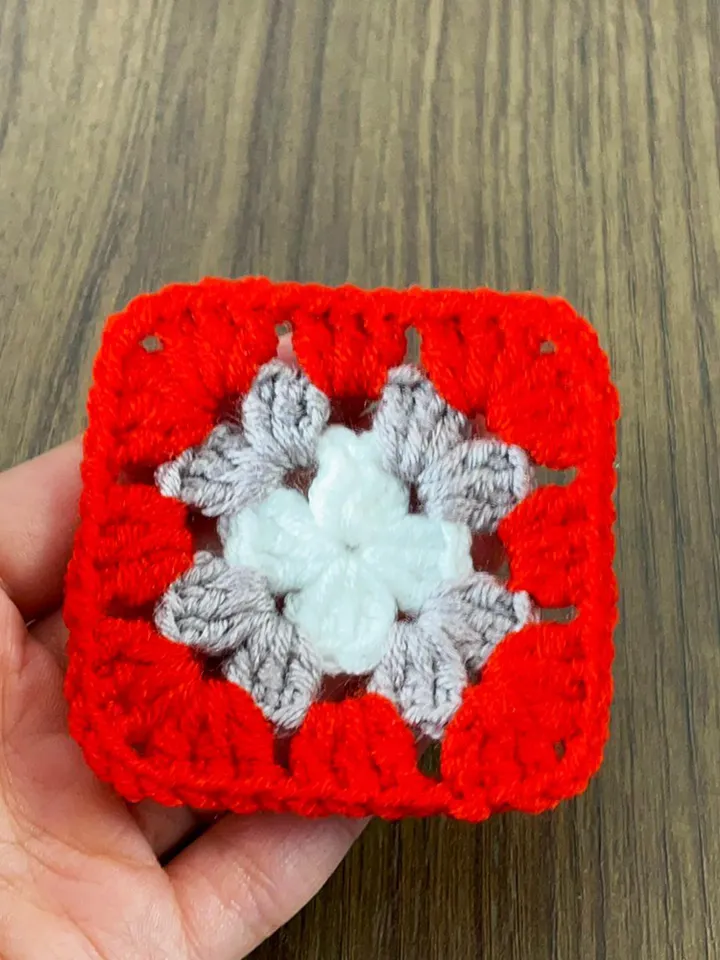 Easy Crochet Granny Square Pattern PDF, Simple Small Square Tutorial for Baby Blankets, Tote Bags, Shawls, or DIY Accessories