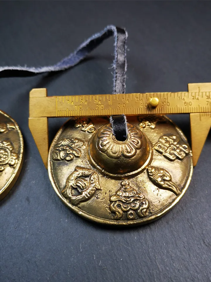 Gandhanra 6.5cm Tibetan Cymbals,Tingsha Bell,Buddhism Ritual Implement,Handmade in Nepal,Astamangal Pattern