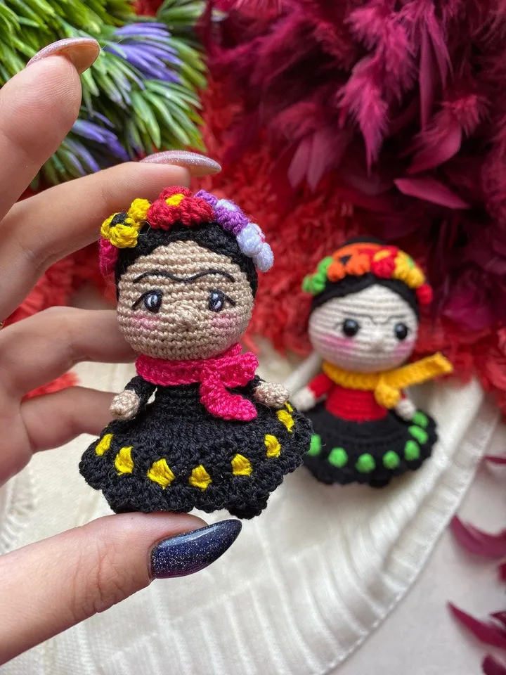 PDF Frida Kahlo Doll, Amigurumi doll pattern, Crochet ornament, Amigurumi decoration, Amigurumi Crochet Frida Doll Pattern