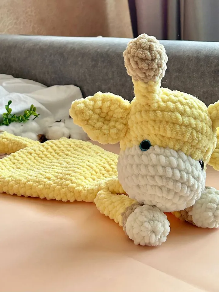Crochet giraffe snuggler pattern Crochey giraffe lovey pattern Amigurumi giraffe plushie pattern