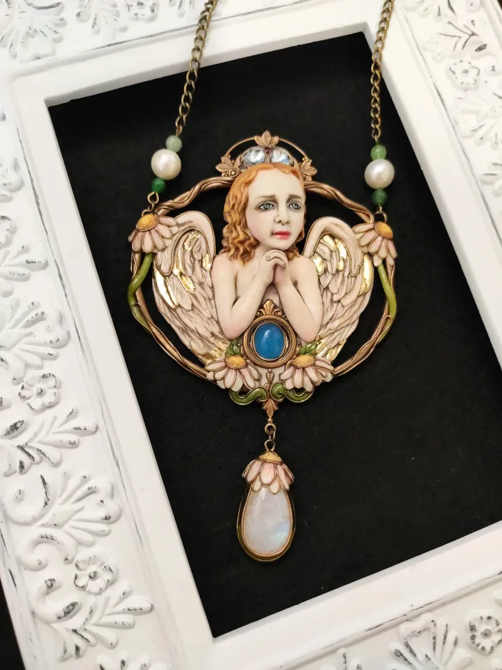 Necklace guardian Angel, Vintage Angel Pendant,Angel charm, Victorian Necklace