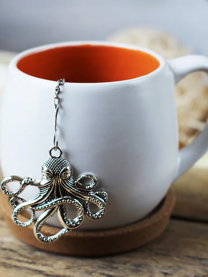 Octopus tea strainer for herbal tea, Tea infuser charm ocean, Tea steeper octopus pendant, loose leaf tea lover gift