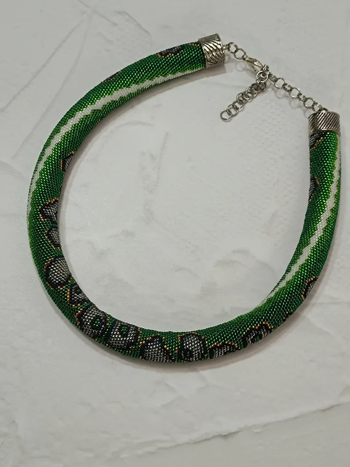 Statement Green Short Snake Necklace for Woman, Stylish Elegant Beaded Bib Necklace Handmade