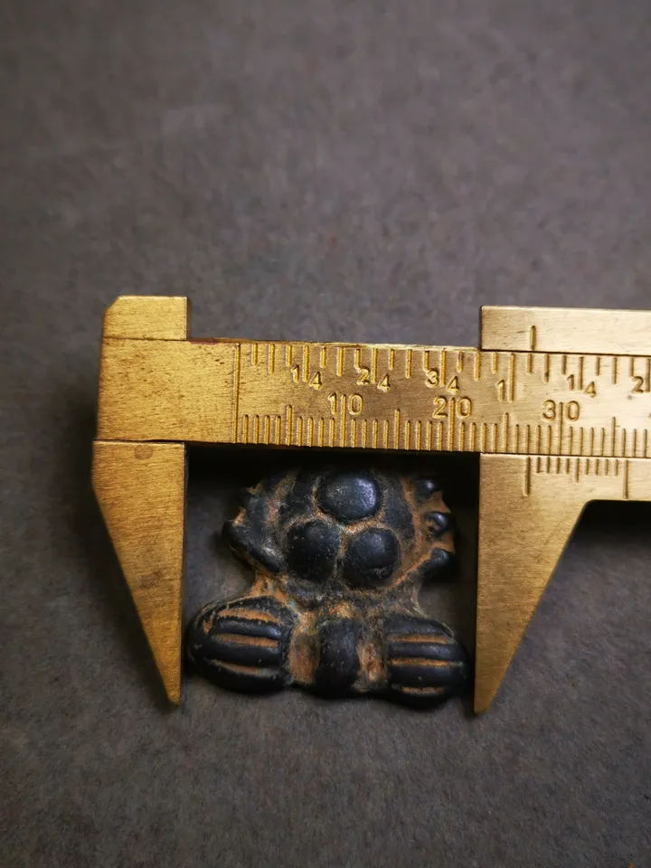 Gandhanra Antique Tibetan Buddhist Amulet Badge,Triratna,Mani Jewel/Wish-Fulfilling Cintamani,Nandipada Pendant Stamp,60 Years Old