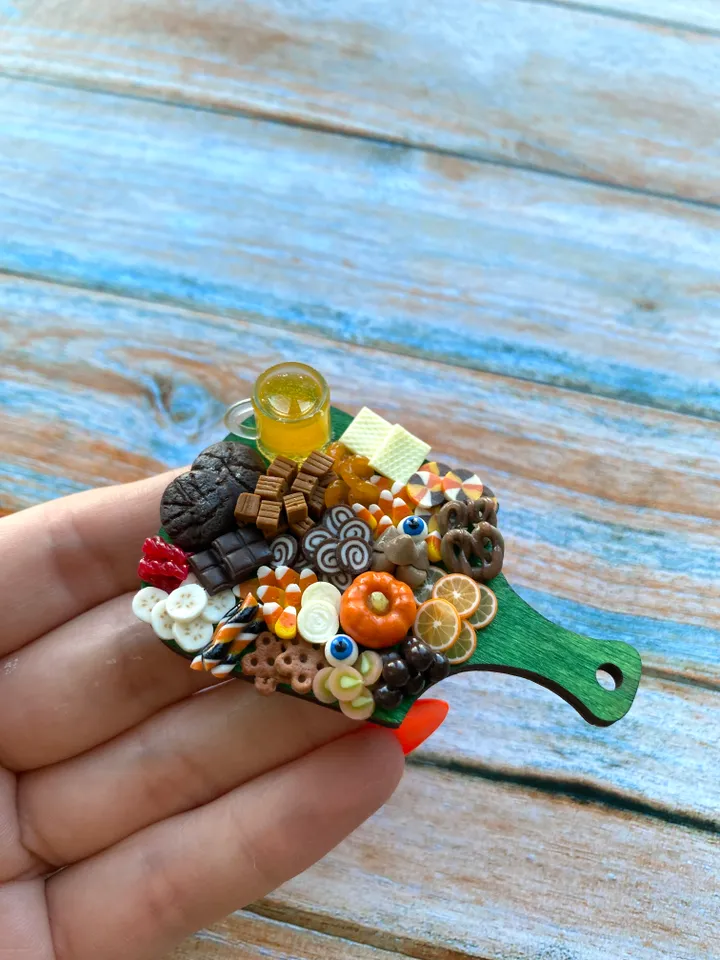 Magnet Miniature Halloween Charcuterie Board with Polymer clay Souvenir