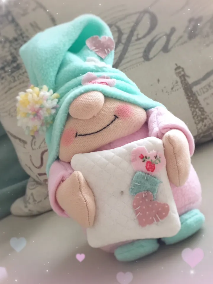 Gnome pattern, Pincushion gnome Pattern PDF, DIY gnome tutorial, Sewing pattern, Needle minder ornament
