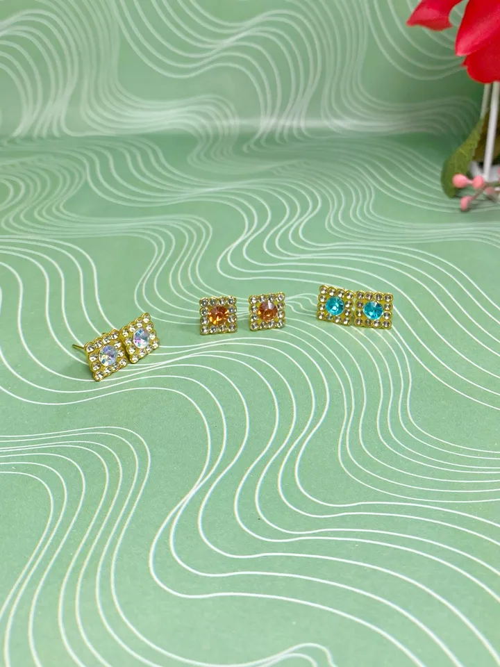 Stud earrings. Handmade jewelry.