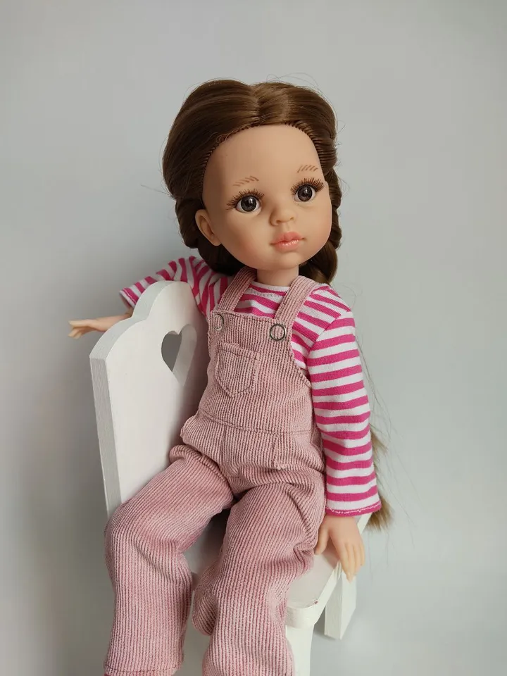 PDF sewing pattern for Paola Reina dolls.