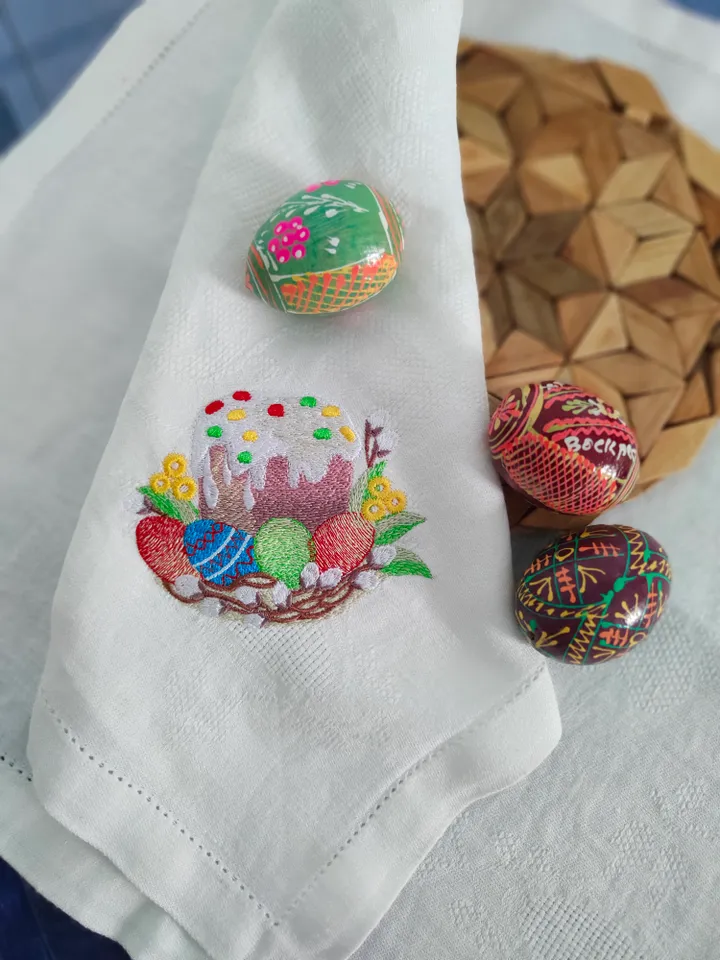 Easter cake in the Easter basket machine tmbroidery design