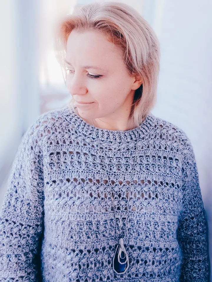 Oversized Cosy Women's Sweater Lea Crochet Pattern