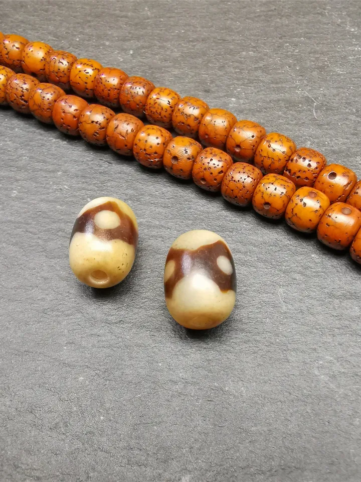 Gandhanra Tibetan Mandala 3 Eyes Dzi Bead Accessories,Dzi Spacer Beads,Marker Beads for Mala,Necklace,Amulet,0.4" × 0.55"