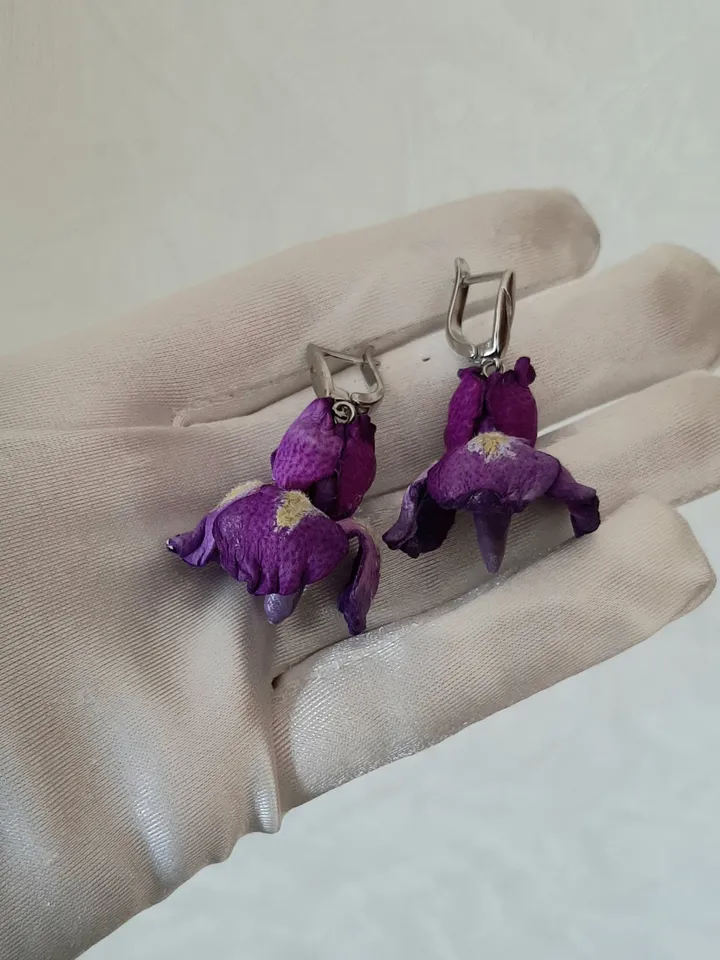 Iris leather earrings for her, Leather jewelry, 3rd anniversary gift for wife