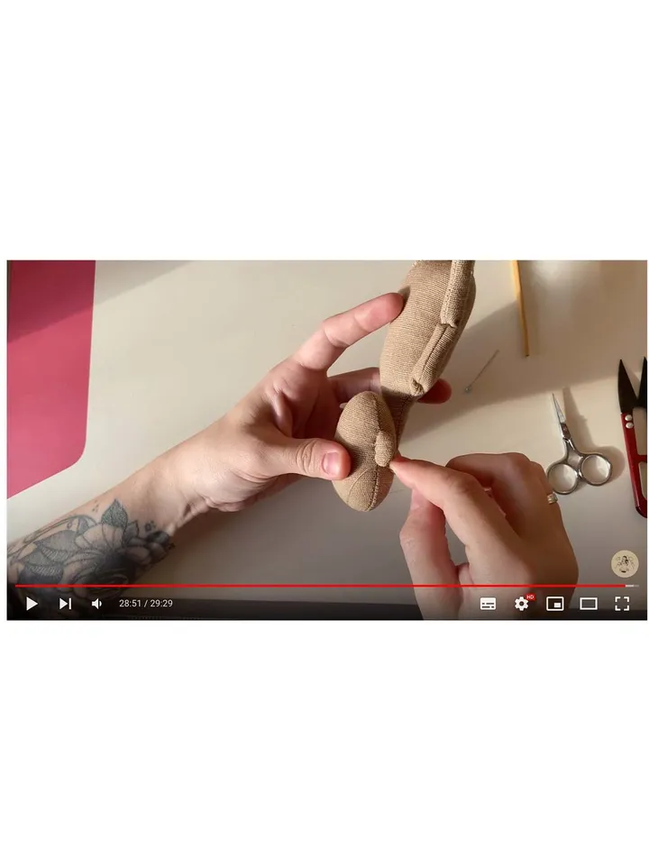 How to sew textile bodies for a male and female doll Eng