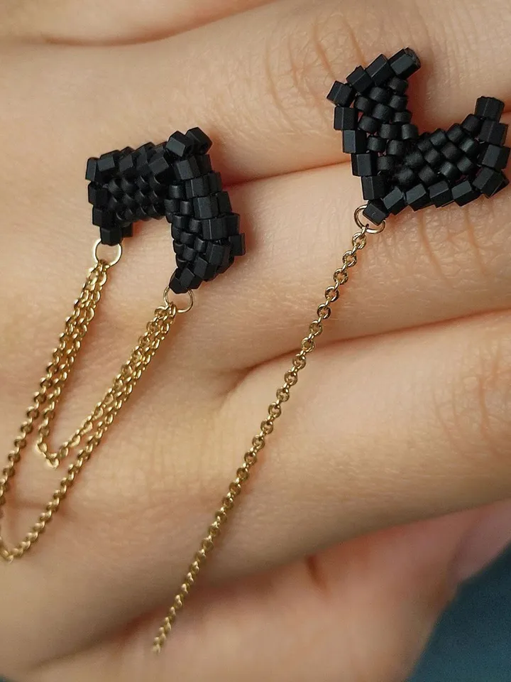 PDF tutorial - Beaded Asymmetric earrings
