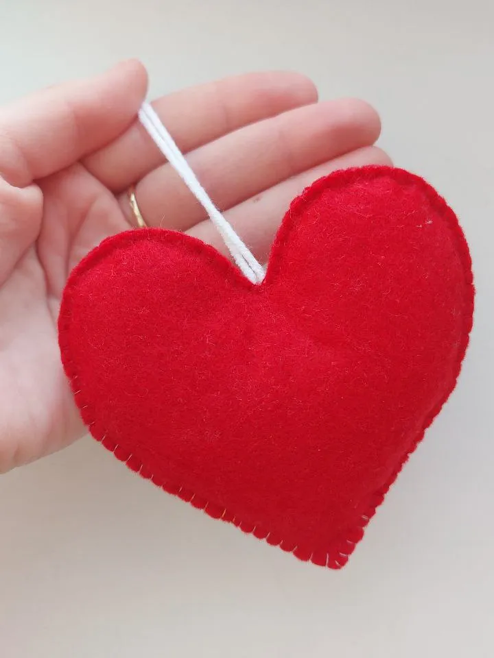 Valentine's day heart ornaments,  Valentine's day decor, Valentines day gift, embroidererd felt ornaments