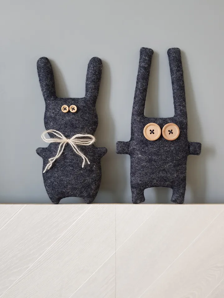Felt Rabbit sewing pattern PDF, digital tutorial in English, Felt doll diy