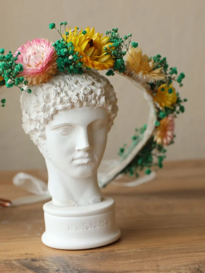 daisy crown . for any excuse, daily combinations