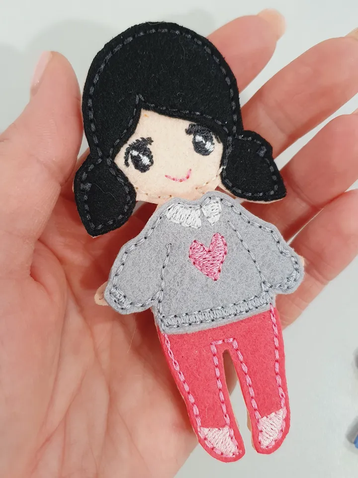 Felt Dress Up Doll ITH Embroidery Design Set, Quiet Book Doll with Clothes Pattern, Paper Doll Style Toy 4x4 Hoop Download