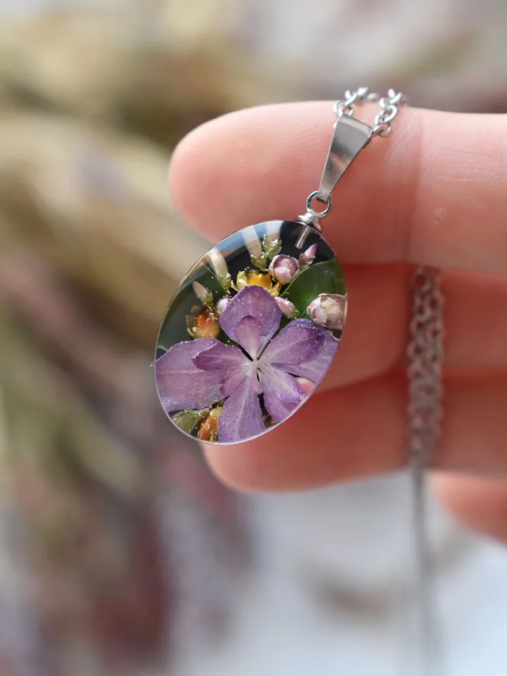 Real hydrangea and heather Pendant. Pendant with real pink hydrangea. Real hydrangea in resin.