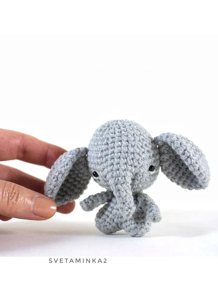 Crochet Elephant Pattern Amigurumi Toy. Digital Download. PDF.