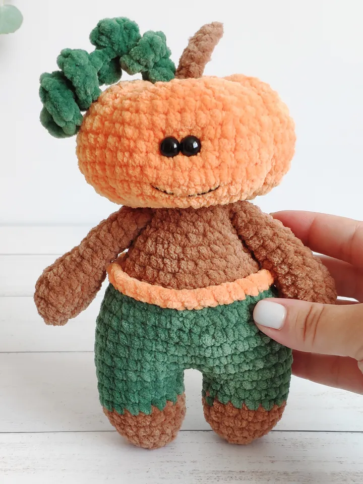 Easy Crochet pattern. "Mister Pumpkin".